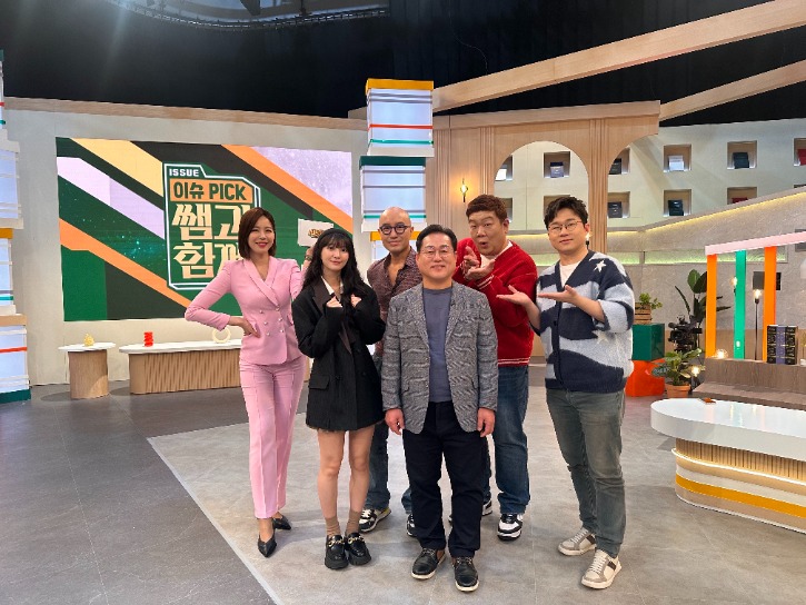 쎔과함께기념촬영.jpg